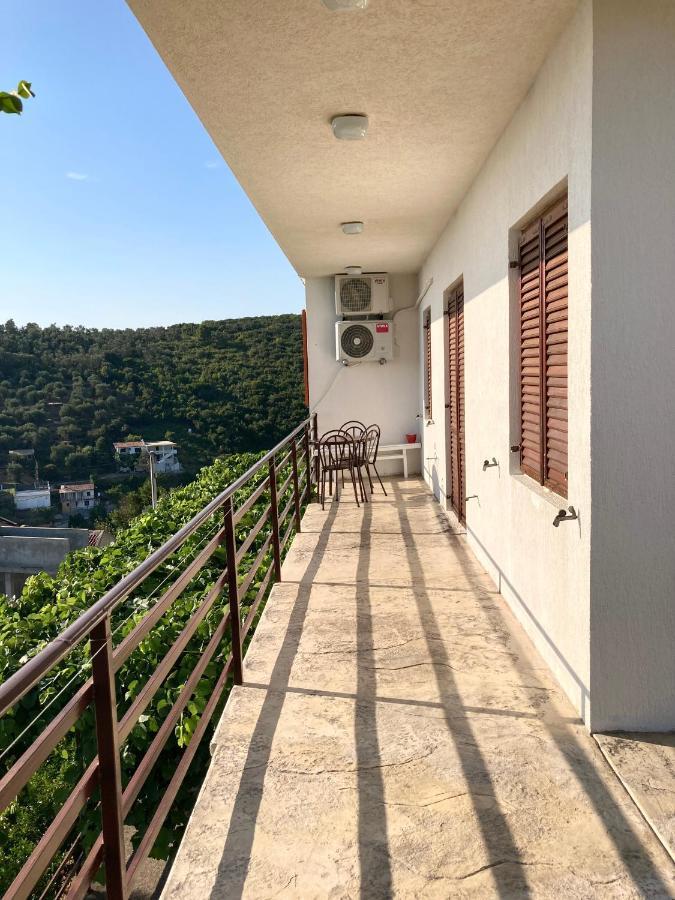 Apartman Carmak Ulcinj Esterno foto